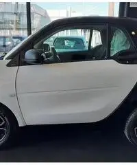 Noleggio smart fortwo 1.0 passion - 3