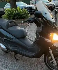 Scouter Piaggio X9 500 - 3