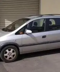 Opel Zafira 1.8 benzina con impianto GPL