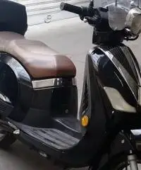 Scooter 100% elettrico