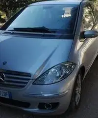 Mercedes classe A 180CD colore grigio