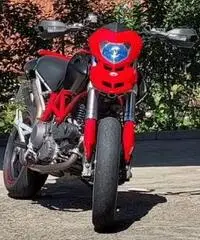 Ducati hypermotard - 2