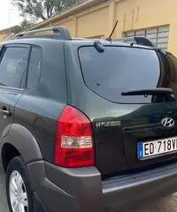 HYUNDAI Tucson 2010 2.0 Diesel 4x4 - 5