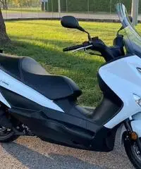 Suzuki Burgman 200 - 2019