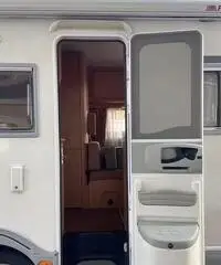 Camper Laika X700: 5 posti, doppia dinette - 5