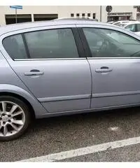 Opel Astra 1.6 5 porte 2006