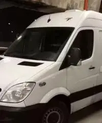 Mercedes Sprinter camperizada - 2