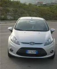 Ford Fiesta Plus grigia usata - 4
