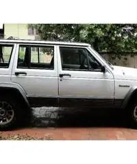 JEEP CHEROKEE - 2.1 TURBO DIESEL - 4