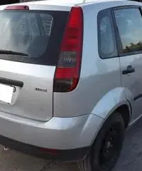 Ford Fiesta TDCi Diesel 5 porte - 4