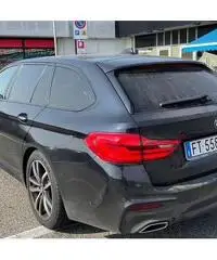 BMW 520 Serie 5 (G30/G31) aut. Touring Msport - 2