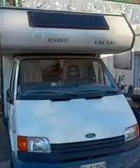 Camper mansardato