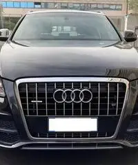 AUDI Q5 3.0 Tdi Quattro S-Line