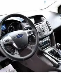 Ford focus titanium - 3