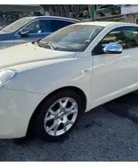 Alfa Romeo Mito - 2