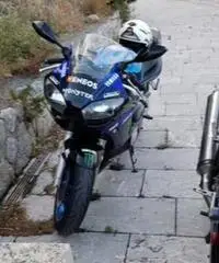 Yamaha r62 - 2