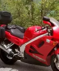 Honda VFR 750 F - 1996