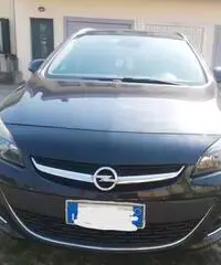 OPEL Astra - 2013