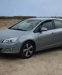 Opel Astra 2010