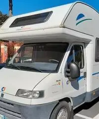 Camper mansardato