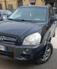 Hyundai Tucson autocarro