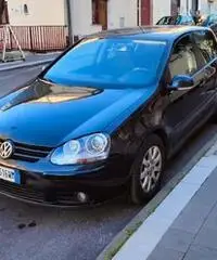 VOLKSWAGEN Golf 5ª serie