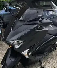 YAMAHA T-MAX 530 SX -2017"PARI AL NUOVO"