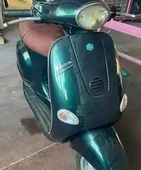 Piaggio Vespa 150 LX