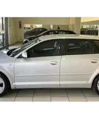 Audi A3 Sportback 1.9 TDI 105 cavalli Full Opt - 4