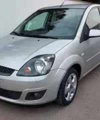 Ford Fiesta 1.4 TDCi 5p. Titanium