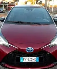 Toyota yaris 1.5 trend red edition hybrid - 3