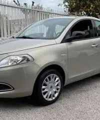 LANCIA Ypsilon 3ª serie - 2014 cv69 mod gold - 2