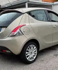 LANCIA Ypsilon 3ª serie - 2014 cv69 mod gold - 4