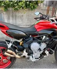 Mv Agusta Rivale 800 rossa full carbon