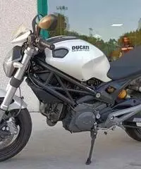 Ducati Monster 696 - 2009 - 2