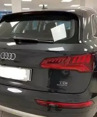 Audi Q5 2.0TDI 150CV Sport navig cam led 2018 - 2