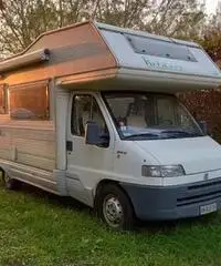 Camper mansardato