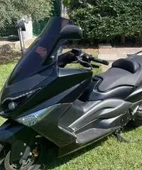 Yamaha Tmax - 2