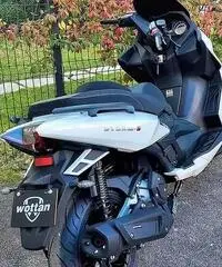 NUOVO SCOOTER Wottan Motor Storm-S 300 BIANCO - 2