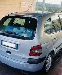 Renault scenic - 2