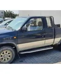 Nissan King CAB - 2