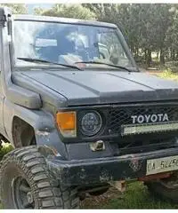 TOYOTA Land Cruiser - 1987